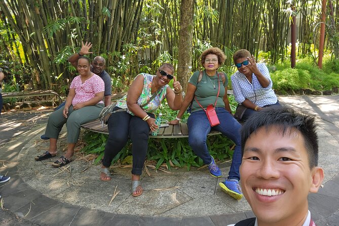 Singapore Customized Private Walking & Public Transport Tour - Exploring Singapore’s Green Spaces and Modern Marvels