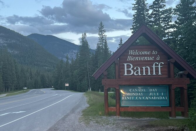 Airport Shuttle: Banff  Calgary - A Detailed Look at the Banff-Calgary Shuttle Service