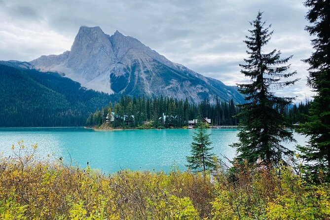 Emerald Lake Moraine Lake Louise Natural Bridge from Banff - Transportation and Group Size