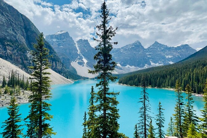 Calgary/Canmore/Banff: Moraine Lake & Lake Louise Return Shuttle - Exploring the Lakes: What to Expect