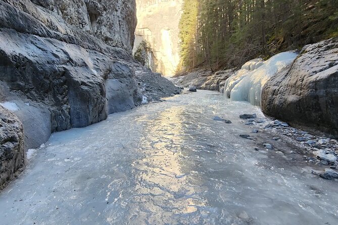 Grassi Lake and Grotto Canyon Small Group Half-Day Tour in Banff - The Sum Up
