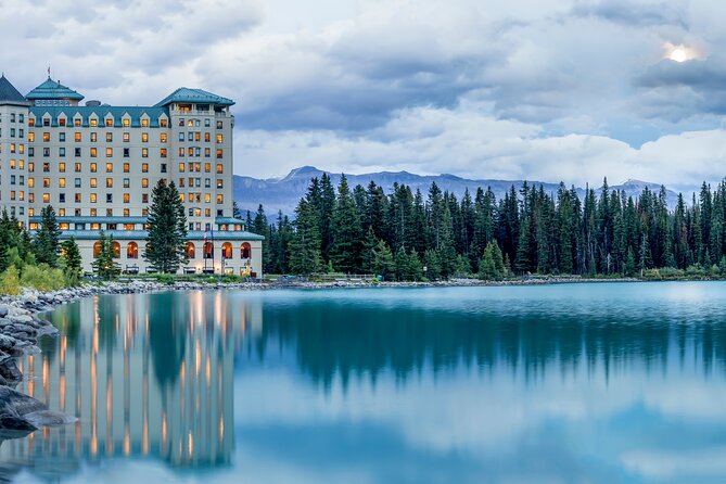 Banff Private Lake Tour: Moraine, Louise, Peyto & Emerald - Detailed Breakdown of the Itinerary