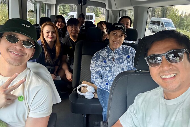 Moraine Lake and Lake Louise Tour - FAQ