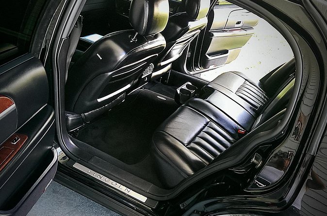 Private Transfer from Vancouver to SeaTac or Seattle Downtown - Comfort and Reliability You Can Count On