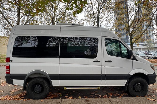 Private Transfer from Vancouver International Airport to Whistle - Seamless Journey from Vancouver to Whistler in Style