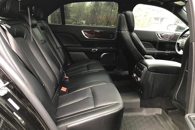 Private Transfer from Vancouver Hotel OR Port to Airport. - In-Depth Look at the Vancouver Private Transfer Experience