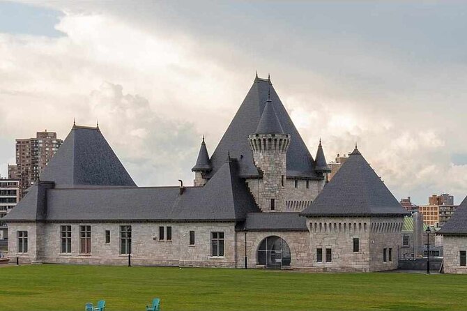 Montreal's Golden Square Mile: A Self-Guided Audio Tour - In-Depth Review of the Golden Square Mile Tour