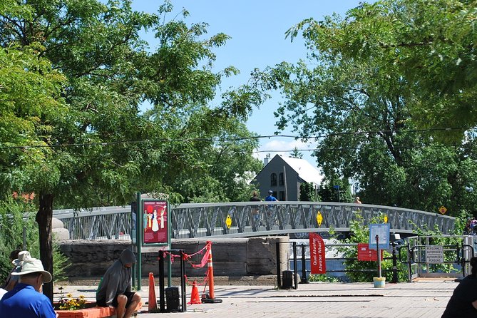 City tour; Like a Montrealer - Why This Tour Is a Good Value