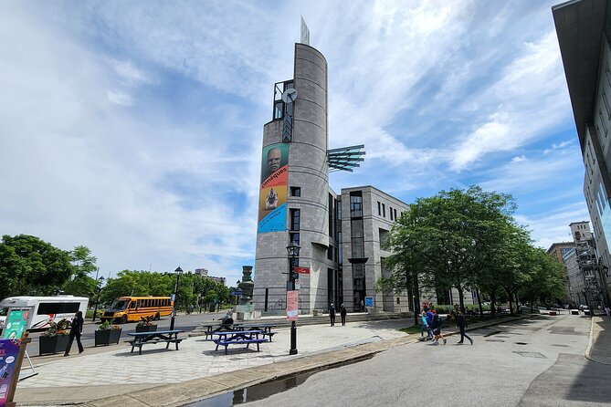 Old Montreal in 90 Minutes Walking Tour - The Itinerary in Detail: What to Expect