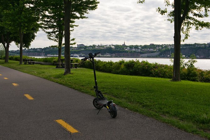 Quebec City : Electric Scooter Rental - The Sum Up