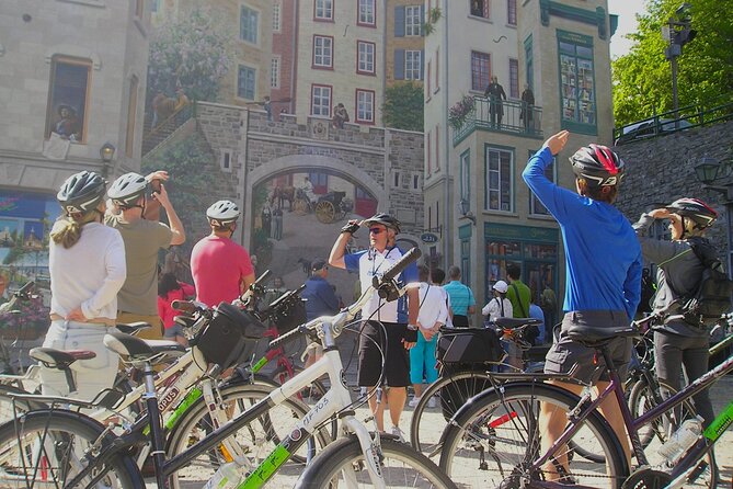 Historical Lower Town & Neighborhoods Bike Tour - Authentic Experiences and Praised Guides