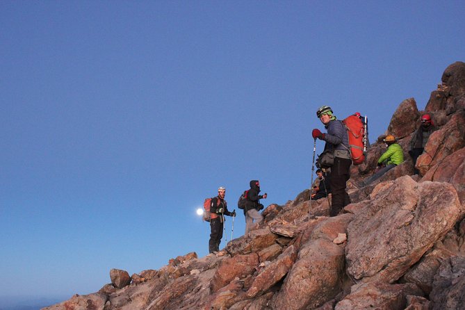Mountaineering Iztaccihuatl (5220m) - An In-Depth Look at the Mountaineering Iztaccihuatl Tour