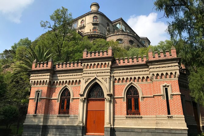 Visit the Imperial Castle in Chapultepec - Key Points