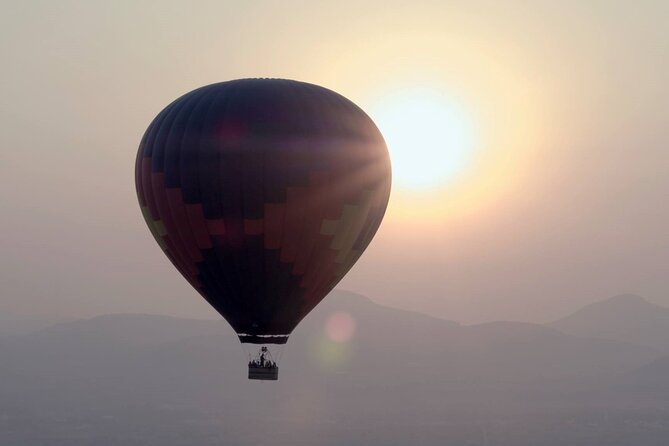 Sunrise HotAir Balloon Adventure Over Teotihuacan's Pyramids - Why This Tour Offers Such Good Value