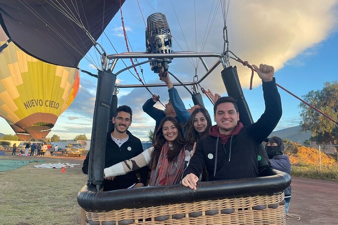 Balloon Flight at Sunrise over Teotihuacan - Key Points