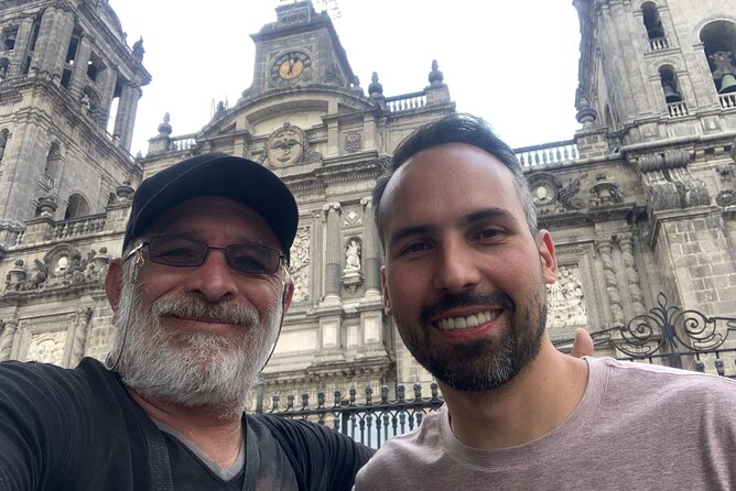 The best and most complete PRIVATE CITY TOUR through the Historic Center - Frequently Asked Questions