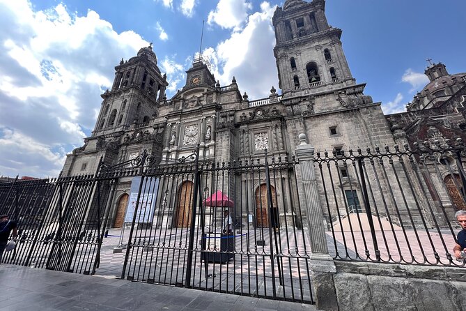 Mexico city's private tour in downtown (with transport) - Who Should Consider This Tour?