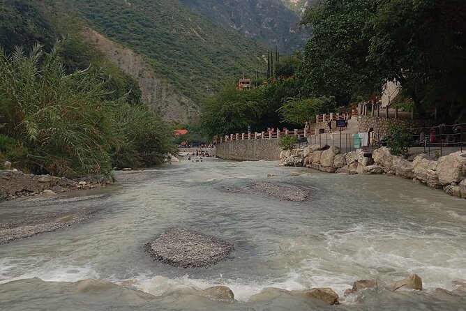 Grutas de Tolantongo Private Transportation - The Pickup and Journey
