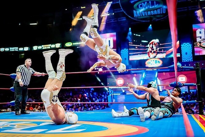 Lucha Libre VIP EN Front Row at Arena México - A Close-up Look at Lucha Libre VIP EN Front Row at Arena México