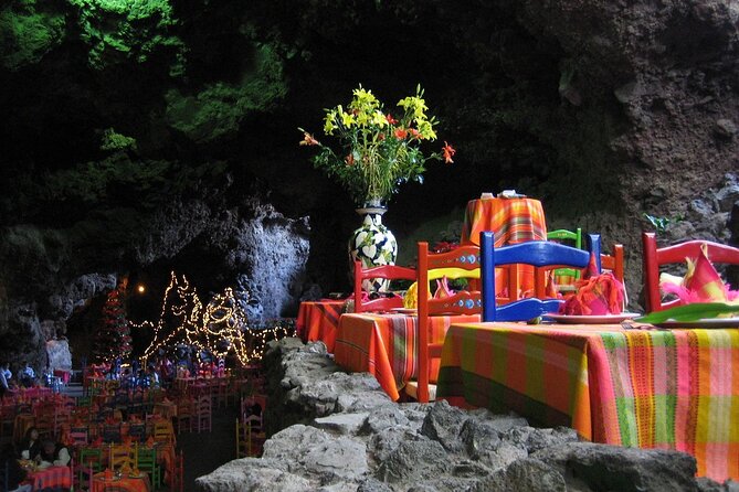 Private Transportation to Teotihuacán Round Trip Premium SUV - FAQ