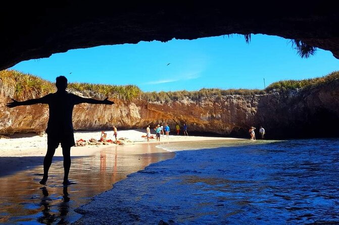 Islas Marietas PRIVATE enter hidden beach 100% GUARANTEED - The Practical Aspects