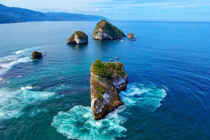 Snorkeling at Los Arcos 5 islands Hidden Beach and Cliff Jumping - A Fun-Filled Day Exploring Puerto Vallarta’s Coastal Treasures