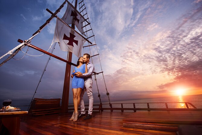Romantic Dinner in the Spanish Galeon with Sax in Cancun. Lobster & Beef menu. - FAQ