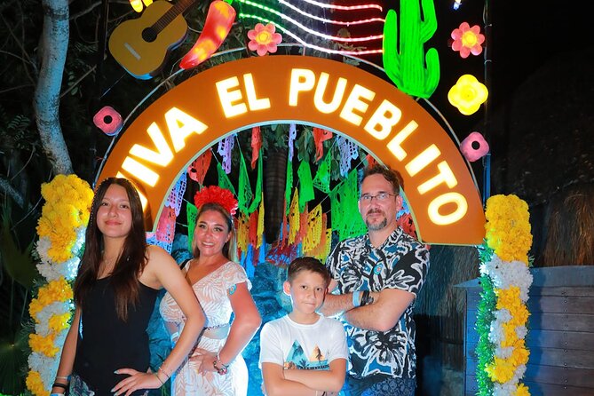 Tour Xoximilco, Mexican party Marimba and Mariachi - Departure only from Cancún - Exploring the Xoximilco Mexican Party: A Colorful Night Through Canals and Culture