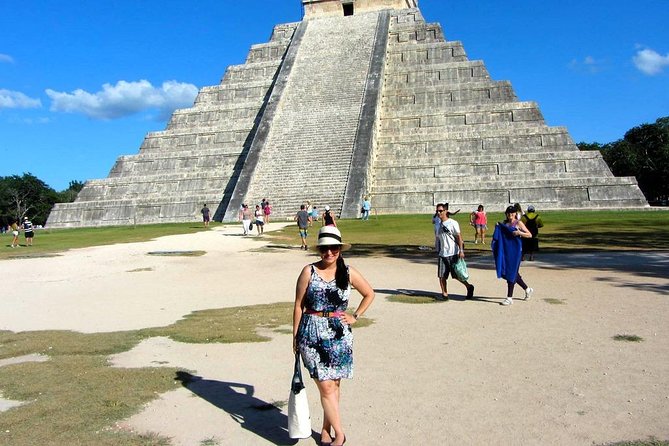 Discover Chichén Itzá & a Sacred Cenote. Lunch and transportation included. - Key Points
