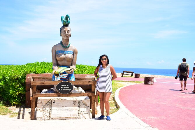 Relax yourself in Pleasure Catamaran to Isla Mujeres from Cancún - Analyzing the Value