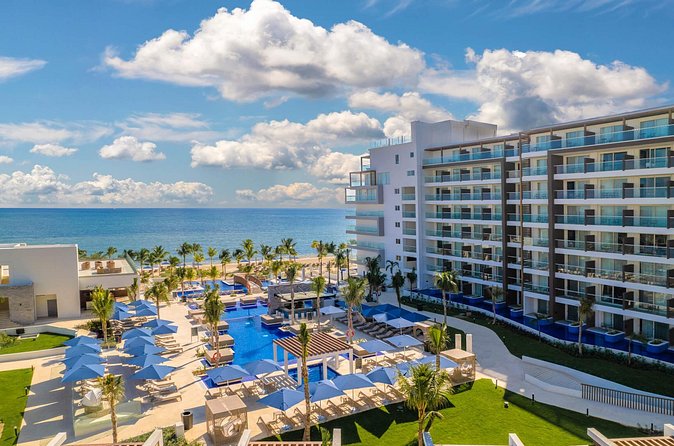 Cancun Airport and Royalton Riviera Cancun Private Shuttle - Insights from Reviews