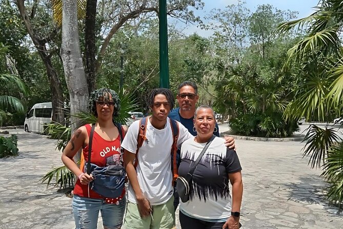 Roundtrip Private Transfer Cancun - Xcaret Parks (1-8 Pax) - What to Expect at Your Destination and During the Ride