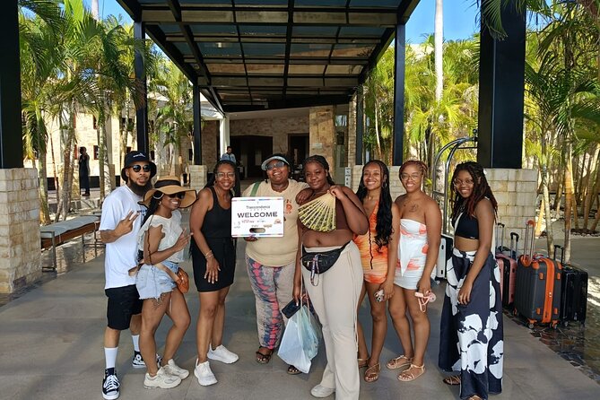 Cancun Private Shopping Tour! City Sightseeing - Who Is This Tour Perfect For?