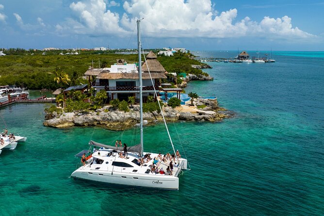 Cancun Catamaran: Sail to Isla Mujeres + Buffet & Drinks - An In-Depth Look at the Experience