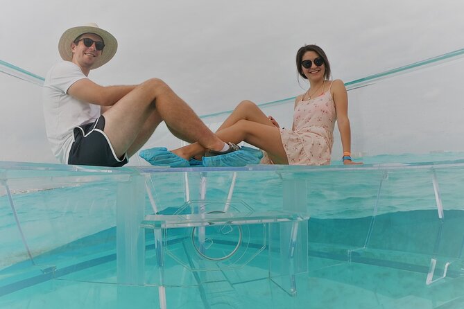 Clear Boat Tour in Cancun 1.5 hours great for pictures - FAQ