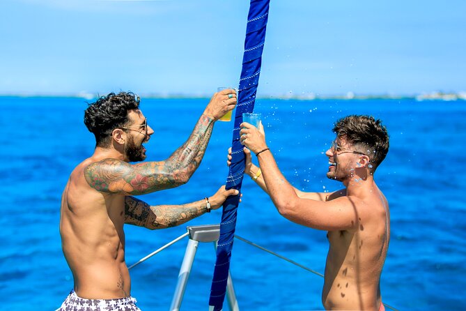 Catamaran Tour to Isla Mujeres Open bar and Lunch - Good To Know