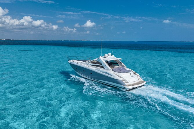 Luxury 52ft Sunseeker Yacht Rental in Cancun - Key Points