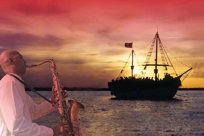 Romantic Experience Sunset Dinner Columbus in Cancun (2x1 price) - Who Will Love This Cruise?