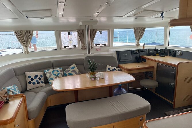 5 Hr Private Catamaran Cruise with lunch and drinks to 15-20 ppl - Authentic Review Highlights and What They Tell Us