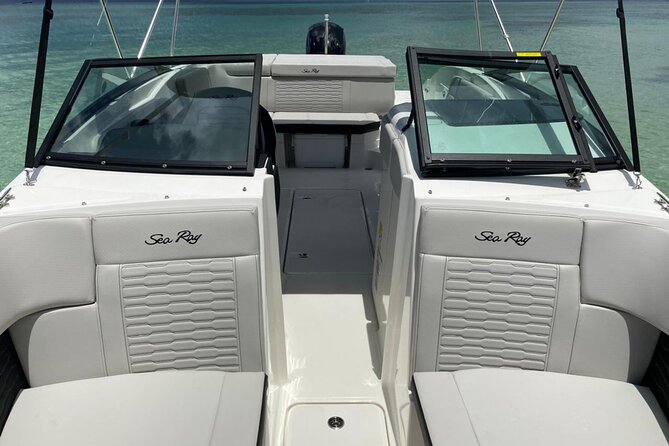 Deluxe Private Boats - 24 ft Sea Ray - FAQ