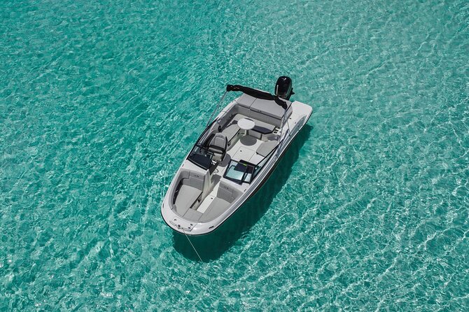 Deluxe Private Boats - 24 ft Sea Ray - Pricing and Value Analysis