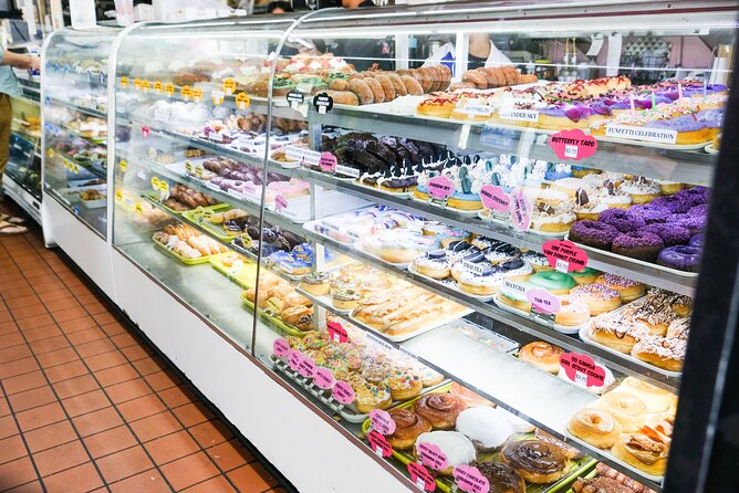Santa Monica Delicious Donut Adventure & Walking Food Tour - What Makes This Tour Stand Out?