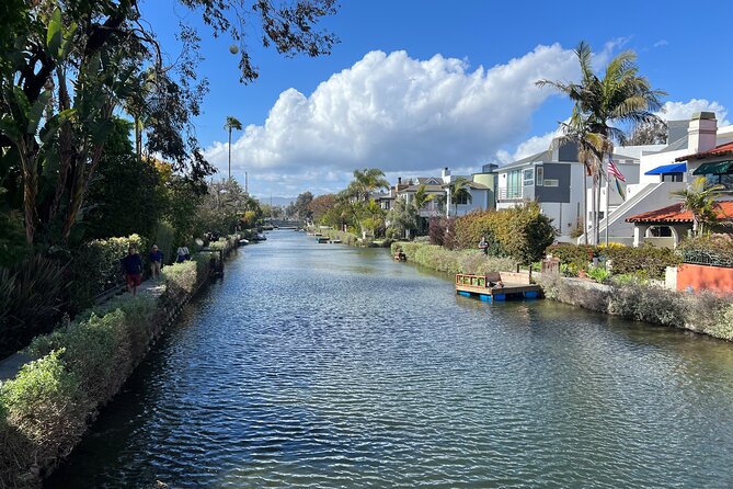 Gourmet LA Venice Beach Walking Food Tour with Delicious Dish - Walking and Visiting Landmarks