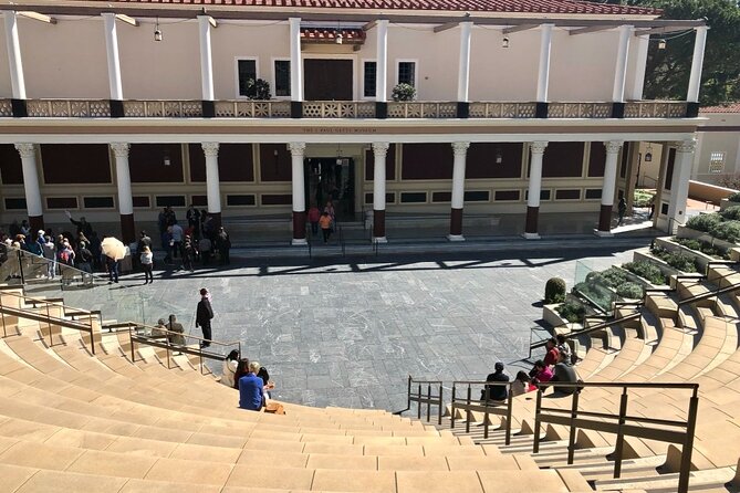 Los Angeles Private Mulholland Drive Scenic and Santa Monica Tour - Who Is This Tour Best Suited For?