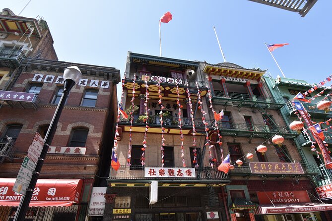 North Beach and Chinatown Smartphone Guided Walking Tour - The Experience: What It Means for Travelers