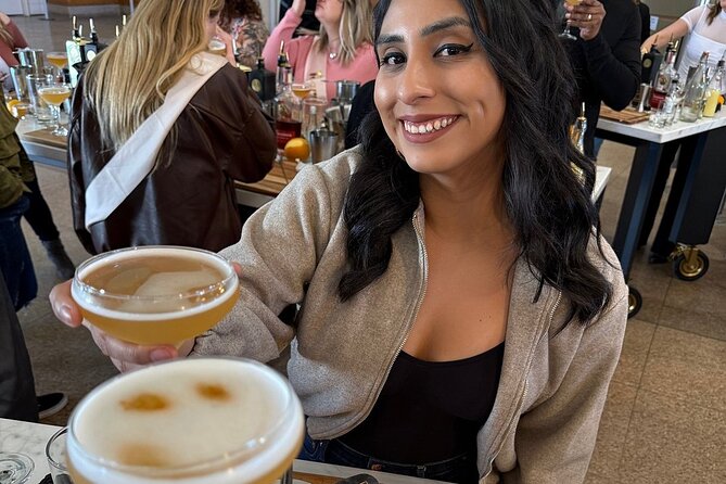 San Francisco Gin Cocktail Class Views and Gin History - Who Will Love This Tour?