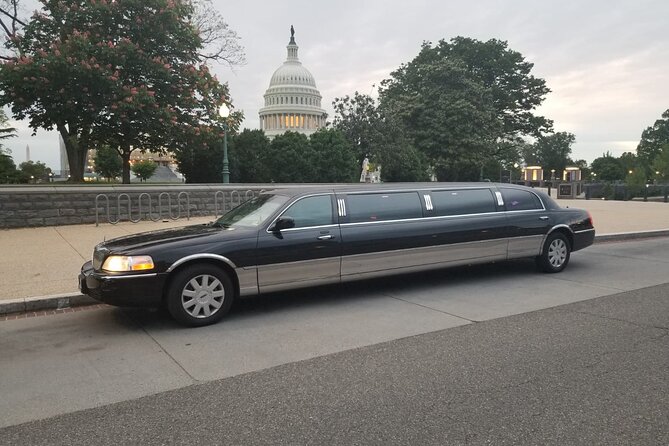 Day or Night Private DC Monuments Tour | Luxury Stretch Limo - Key Points