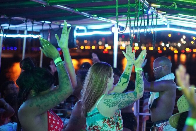 The Miami Experience Boat Party - An In-Depth Look at the Miami Experience Boat Party