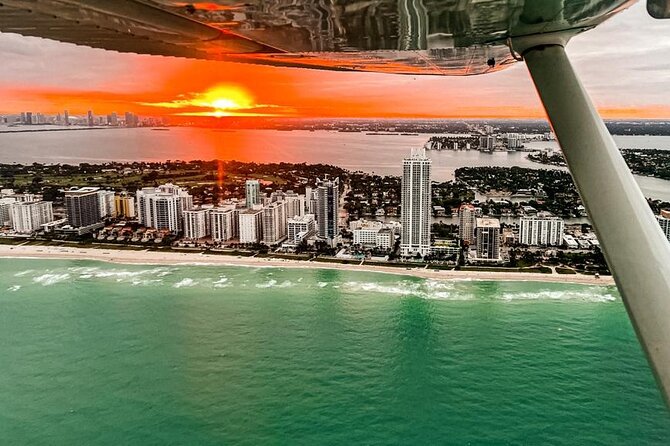 Miami: Romantic Sunset Private Airplane Tour with Free Champagne - Key Points