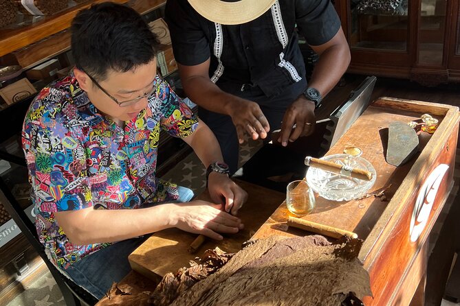 Roll Your Own Cigar in Miami - A Closer Look at "Roll Your Own Cigar in Miami"